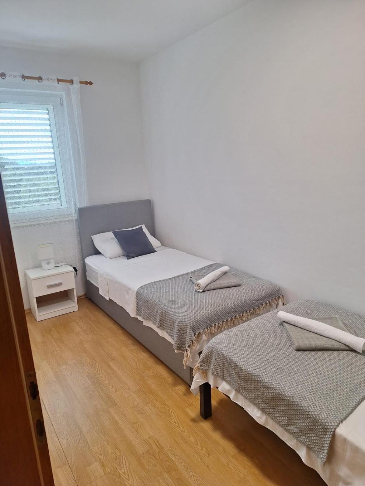 Apartment Tre Strade Baška Voda エクステリア 写真